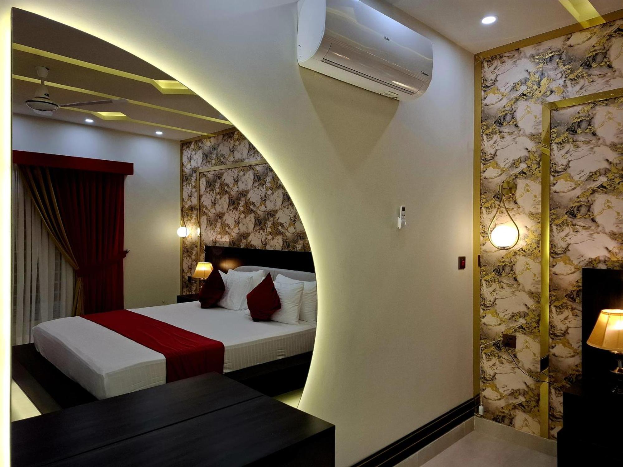 Royal Galaxy Hotel & Residence - Near Islamabad International Airport & Motorway Exterior photo